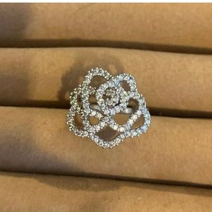 Swarovski Hortense Ring Size 8 (58) beautiful NWOT